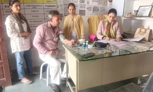 निःशुल्क आयुर्वेद चिकित्सा शिविर का आयोजन निःशुल्क आयुर्वेद चिकित्सा शिविर का आयोजन