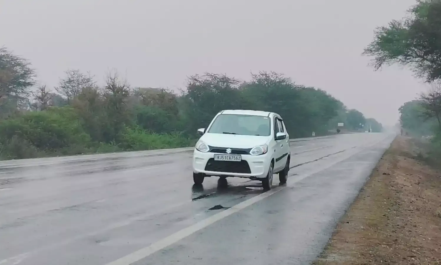 सवाईपुर क्षेत्र में मावठ की बारिश से मौसम सुहावना, फसलों को मिला लाभ