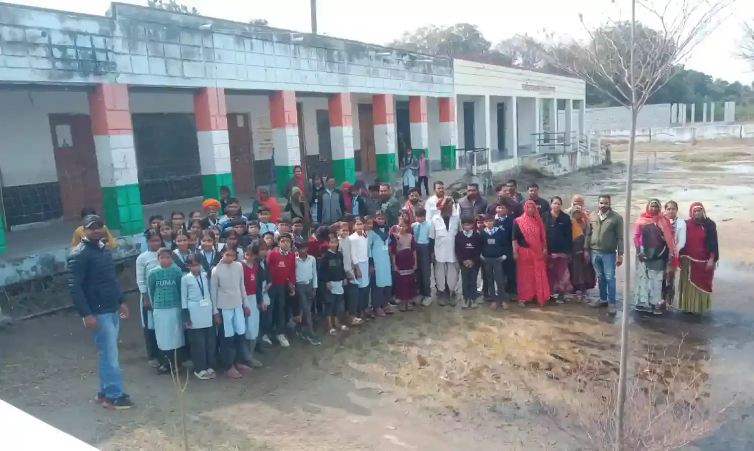 जसवंतपुरा राजकीय उच्च प्राथमिक विद्यालय की जर्जर स्थिति से बच्चों की सुरक्षा को खतरा