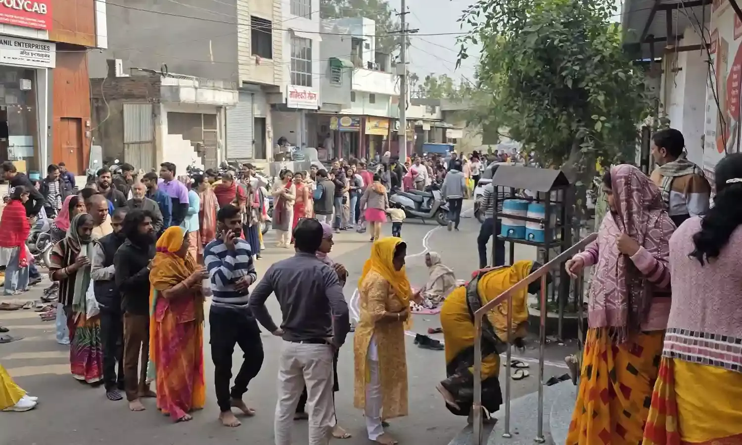 काशीपुरी धाम में बसंत पंचमी पर विशेष पूजा, बाबा श्याम की पीतांबरी बागा का हुआ श्रद्धापूर्वक वितरण काशीपुरी धाम में बसंत पंचमी पर विशेष पूजा, बाबा श्याम की पीतांबरी बागा का हुआ श्रद्धापूर्वक वितरण