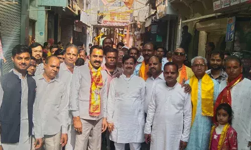 हमीरगढ़ में बसंत पंचमी पर्व हर्षोलास के साथ मनाया, छीपा समाज ने निकाली शोभायात्रा हमीरगढ़ में बसंत पंचमी पर्व हर्षोलास के साथ मनाया, छीपा समाज ने निकाली शोभायात्रा