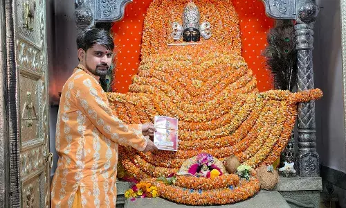 काशीपुरी धाम में बसंत पंचमी पर विशेष पूजा व प्रसाद वितरण काशीपुरी धाम में बसंत पंचमी पर विशेष पूजा व प्रसाद वितरण