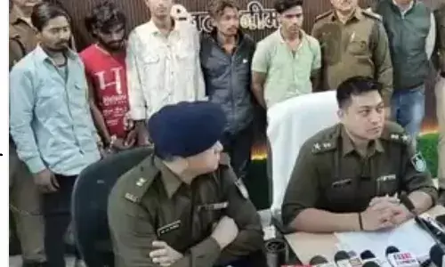 नीमच मंदिरों और दरगाहों को निशाना बनाने वाला अंतरराज्यीय गिरोह गिरफ्तार, 10 से ज्यादा वारदातों का खुलासा नीमच मंदिरों और दरगाहों को निशाना बनाने वाला अंतरराज्यीय गिरोह गिरफ्तार, 10 से ज्यादा वारदातों का खुलासा