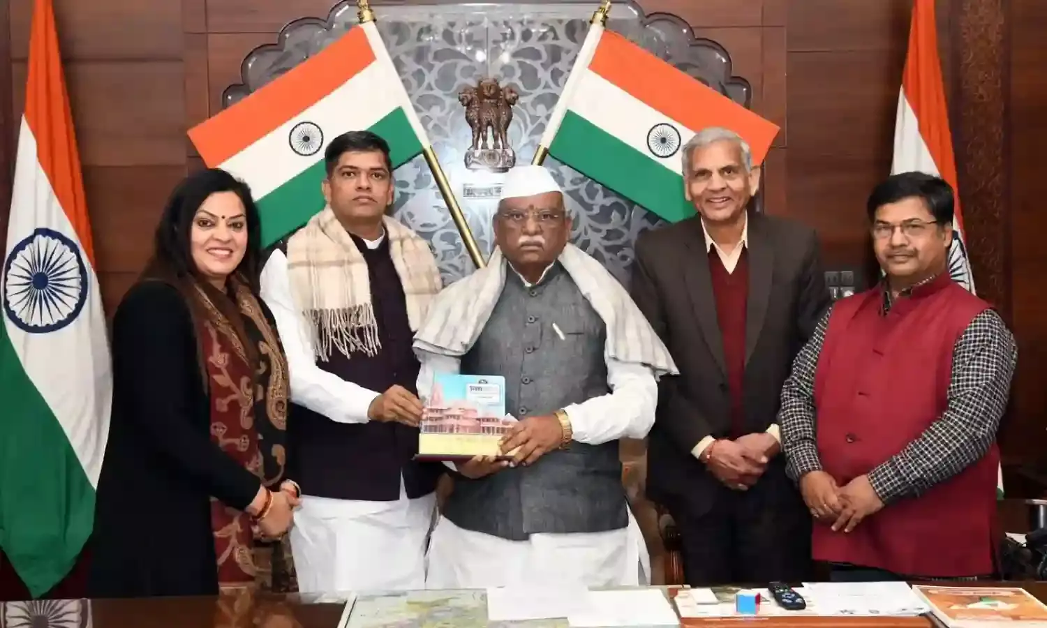 राज्यपाल ने किया इंडिया स्टोन मार्ट 2026 के पोस्टर का विमोचन