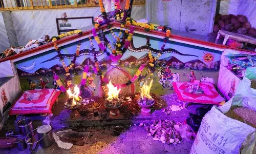 लीलण घोड़ी स्थापना महोत्सव में 1100 महिलाओं द्वारा भव्य कलश यात्रा कोटडी में रविवार को लीलण घोड़ी स्थापना महोत्सव में 1100 महिलाओं द्वारा भव्य कलश यात्रा कोटडी में रविवार को