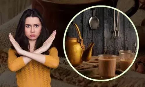 सावधान! खाने के तुरंत बाद चाय पीना पड़ सकता है भारी, सेहत को होते हैं ये गंभीर नुकसान सावधान! खाने के तुरंत बाद चाय पीना पड़ सकता है भारी, सेहत को होते हैं ये गंभीर नुकसान
