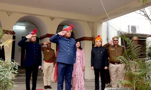 आबकारी भवन में राष्ट्रीय पर्व हर्षाल्लास के साथ मनाया