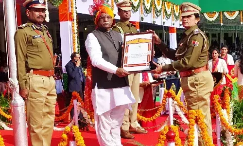 : पुलिस निरीक्षक चौधरी राज्य स्तर पर पुलिस पदक से सम्मानित