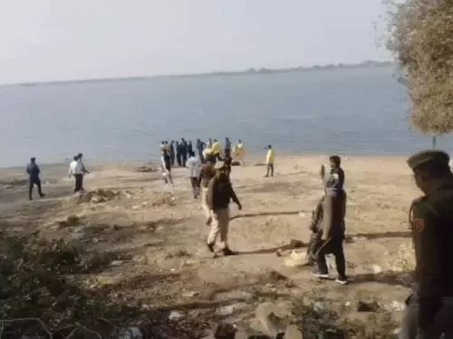 मेजा बांध में पांच युवक डूबे, खबर से मचा हडक़ंप, दौड़ पड़ी पुलिस प्रशासन की टीमें मेजा बांध में पांच युवक डूबे, खबर से मचा हडक़ंप, दौड़ पड़ी पुलिस प्रशासन की टीमें