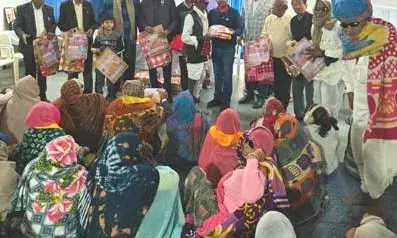 45 निःशुल्क मोतियाबिंद ऑपरेशन, मरीजों को सर्दी से बचाव के लिए कंबल वितरित