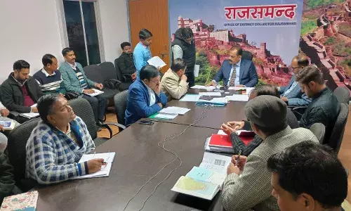 संपर्क पोर्टल पर लंबित प्रकरणों के शीघ्र निस्तारण के निर्देश, पंचायत चुनाव की तैयारियों पर भी हुई चर्चा