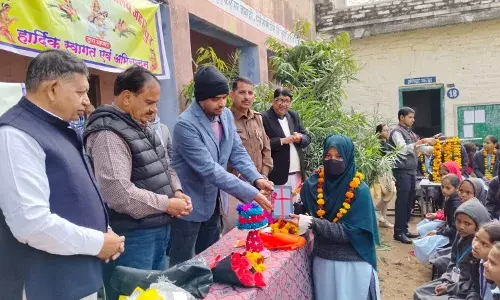 जहाजपुर की 26 प्रतिभावान बेटियों को वितरित किए टेबलेट जहाजपुर की 26 प्रतिभावान बेटियों को वितरित किए टेबलेट