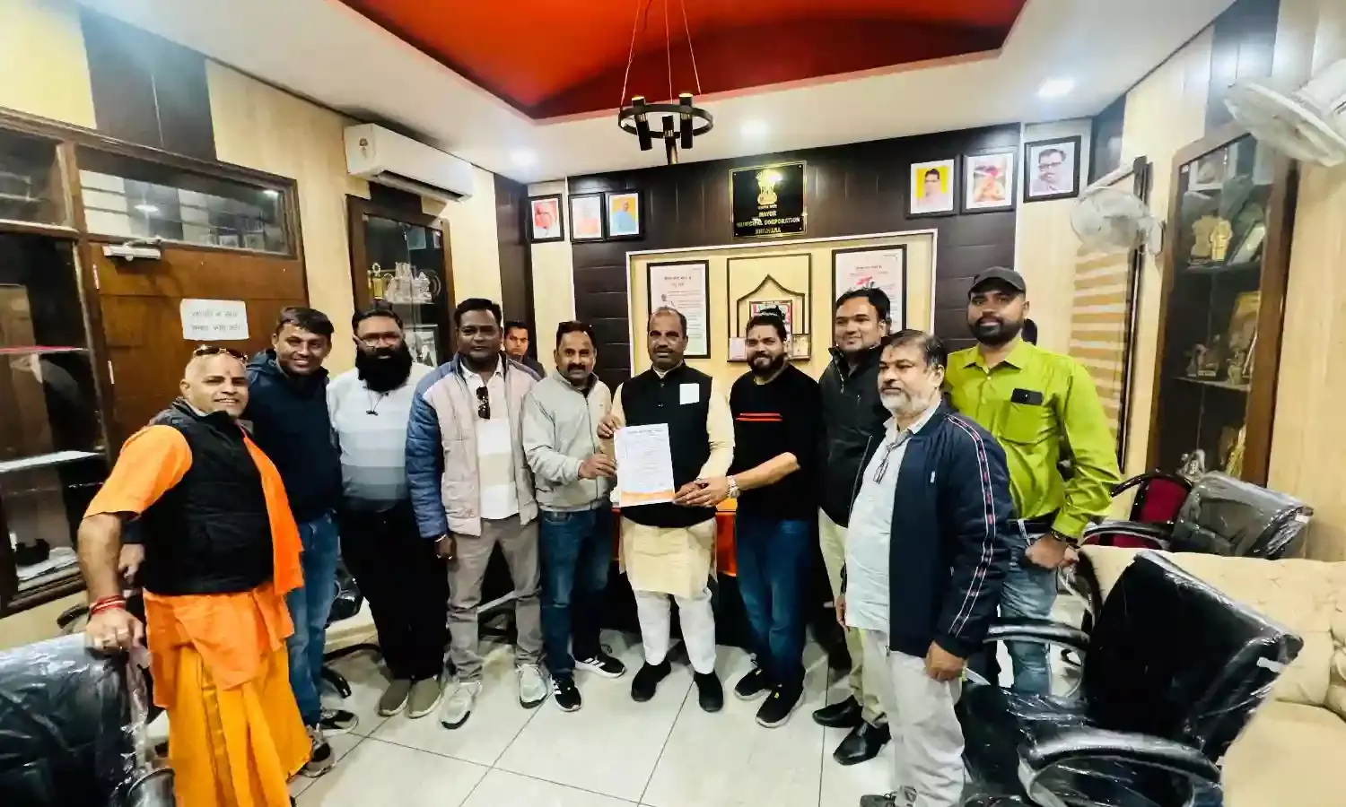 भीलवाड़ा फ़ूड व्यापार मंडल ने सफ़ाई ऑटो टिपर चार्ज हटाने की माँग की भीलवाड़ा फ़ूड व्यापार मंडल ने सफ़ाई ऑटो टिपर चार्ज हटाने की माँग की