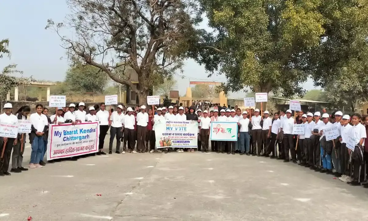 डूंगला में “माय भारत – माय वोट” अभियान के अंतर्गत मतदाता जागरूकता पदयात्रा का आयोजन