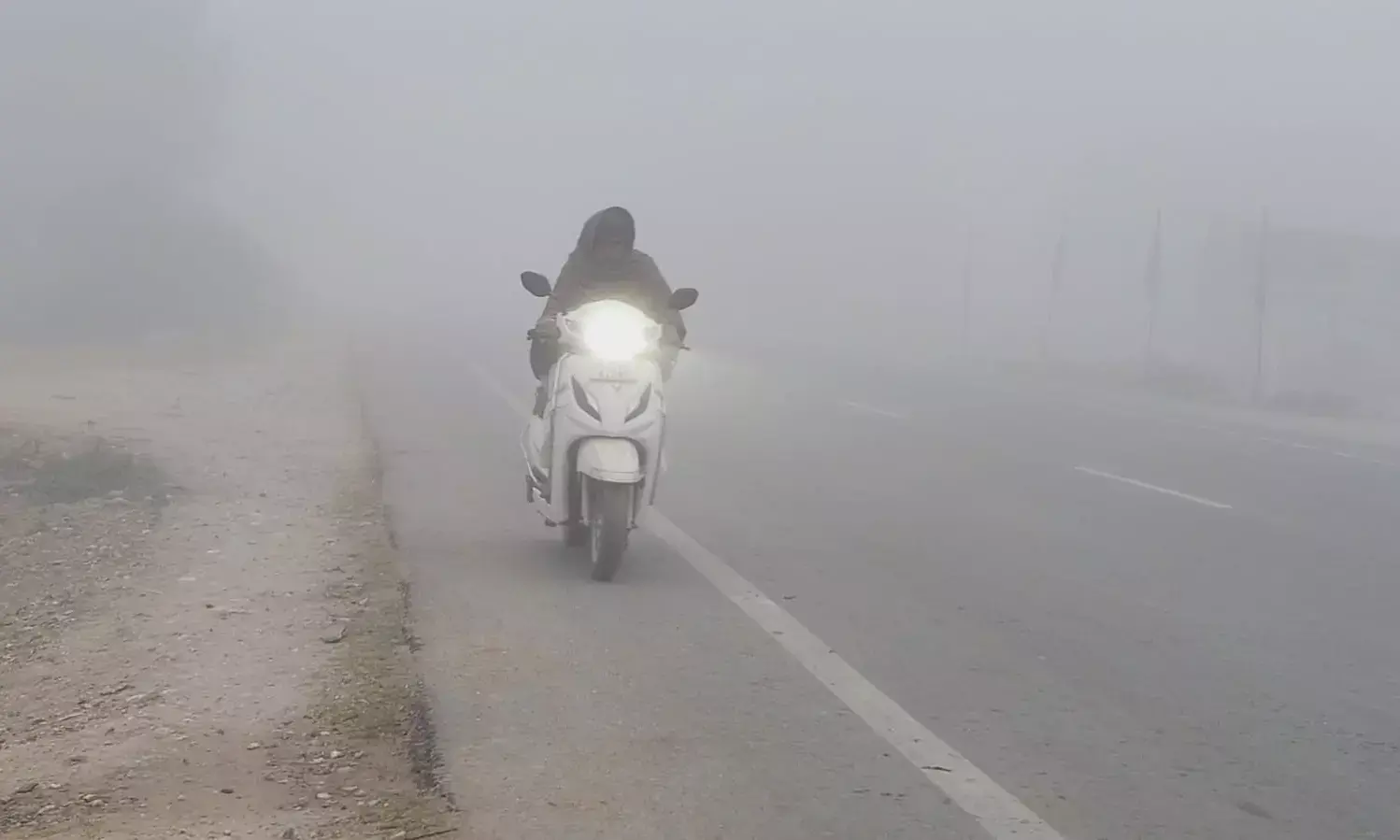 सवाईपुर क्षेत्र में दुसरे दिन भी छाया घना कोहरा, जनजीवन रहा प्रभावित