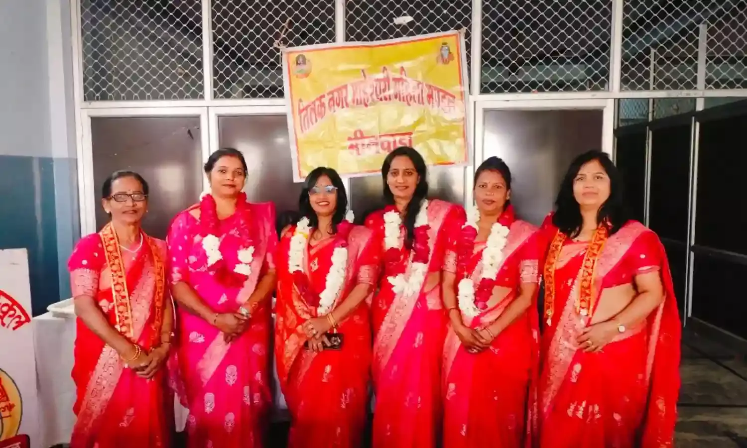 तिलक नगर माहेश्वरी महिला मंडल के चुनाव निर्विरोध संपन्न, अंकिता कोगटा अध्यक्ष और मोनिका नकलक सचिव निर्वाचित तिलक नगर माहेश्वरी महिला मंडल के चुनाव निर्विरोध संपन्न, अंकिता कोगटा अध्यक्ष और मोनिका नकलक सचिव निर्वाचित