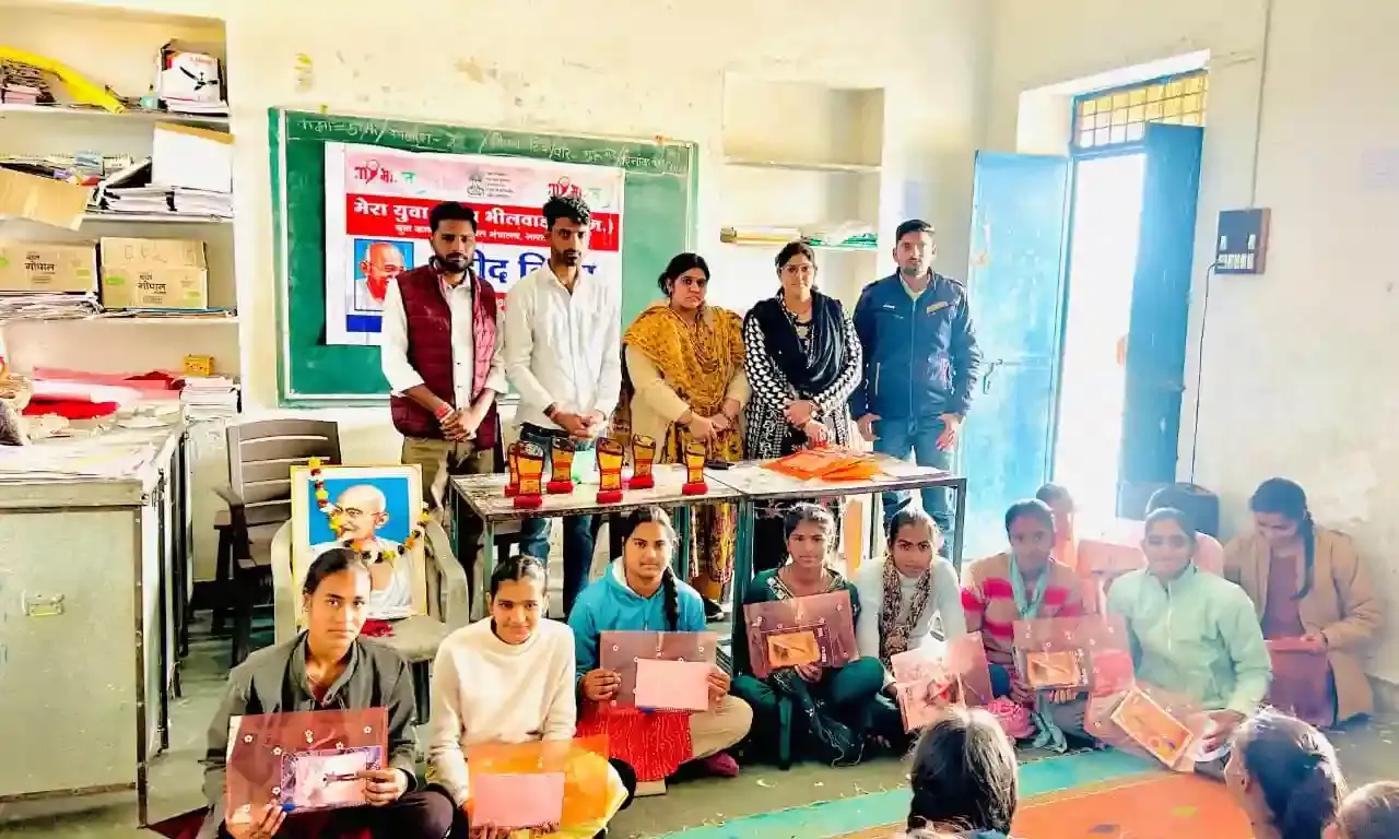 महात्मा गांधी शहीद दिवस पर युवाओं ने दी श्रद्धांजलि, भाषण व चित्रकला प्रतियोगिता आयोजित।