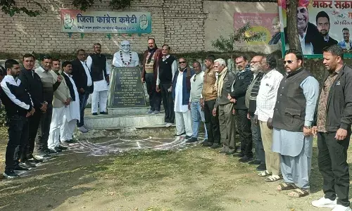 भीलवाड़ा में श्रद्धा और संकल्प के साथ हुआ पुष्पांजलि कार्यक्रम भीलवाड़ा में श्रद्धा और संकल्प के साथ हुआ पुष्पांजलि कार्यक्रम