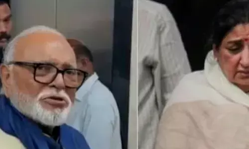 सुनेत्रा पवार बन सकती हैं महाराष्ट्र की नई डिप्टी सीएम; अजित पवार के निधन के बाद NCP में बड़ी हलचल सुनेत्रा पवार बन सकती हैं महाराष्ट्र की नई डिप्टी सीएम; अजित पवार के निधन के बाद NCP में बड़ी हलचल