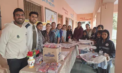 बालिकाओं को सर्दी से राहत देने महावीर इंटरनेशनल पद्मिनी निंबाहेड़ा की सराहनीय पहल बालिकाओं को सर्दी से राहत देने महावीर इंटरनेशनल पद्मिनी निंबाहेड़ा की सराहनीय पहल