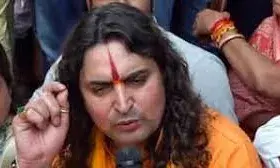 अजमेर की नाबालिग लडक़ी को मथुरा ले जाने के मामले में विधायक बालमुकुंद आचार्य का सख्त रुख, पुलिस को त्वरित कार्रवाई के निर्देश अजमेर की नाबालिग लडक़ी को मथुरा ले जाने के मामले में विधायक बालमुकुंद आचार्य का सख्त रुख, पुलिस को त्वरित कार्रवाई के निर्देश