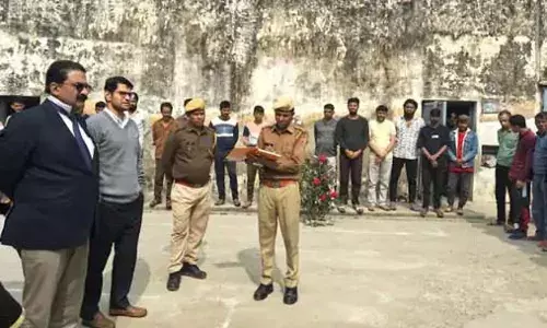 शाहपुरा उपकारागृह का आकस्मिक निरीक्षण, बंदियों की सुविधाओं का लिया जायजा शाहपुरा उपकारागृह का आकस्मिक निरीक्षण, बंदियों की सुविधाओं का लिया जायजा