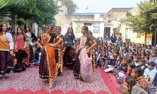 वार्षिकोत्सव में रंगारंग प्रस्तुतियों के साथ प्रतिभाओं का सम्मान