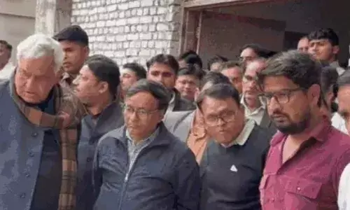 मंत्री किरोड़ीलाल मीणा ने अफसरों को फटकारा: चोर हो तुम, देश को खा गए