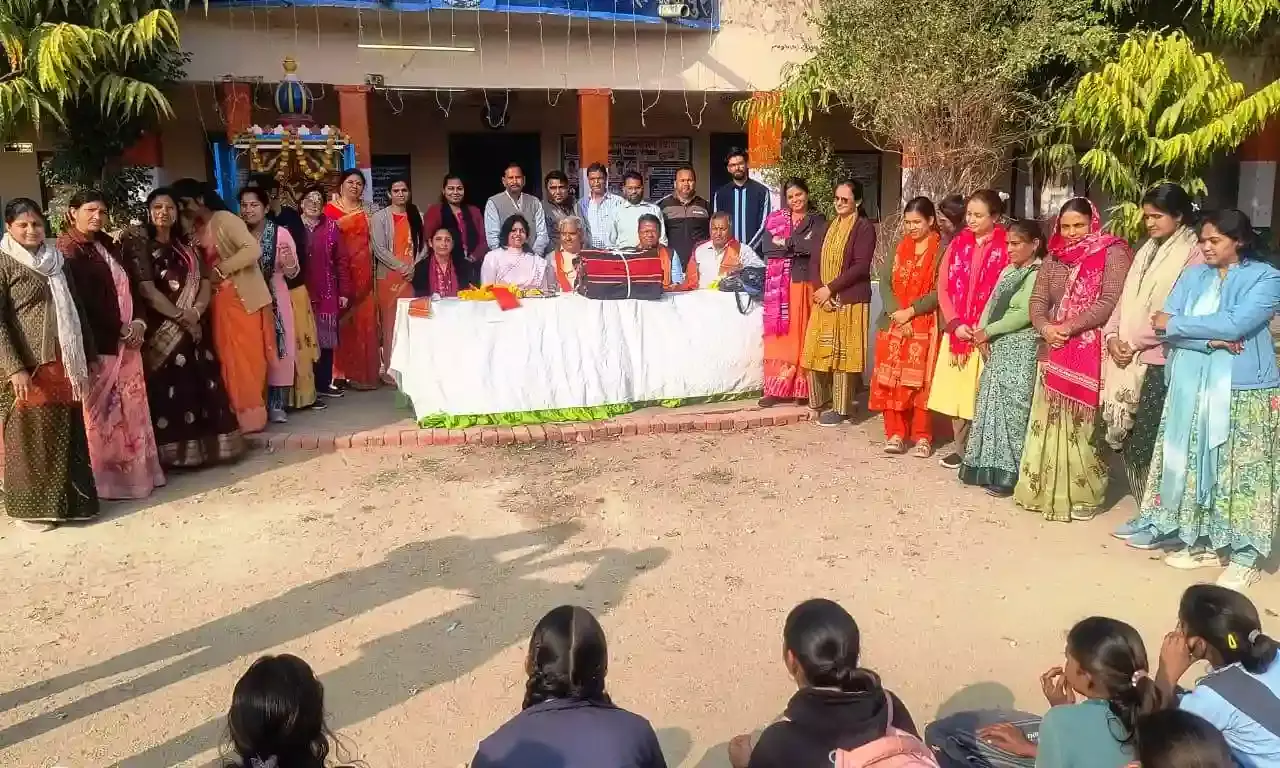 यूनेस्को के प्लास्टिक छोड़ो अभियान के तहत सवाईपुर स्कूल में जागरूकता कार्यक्रम