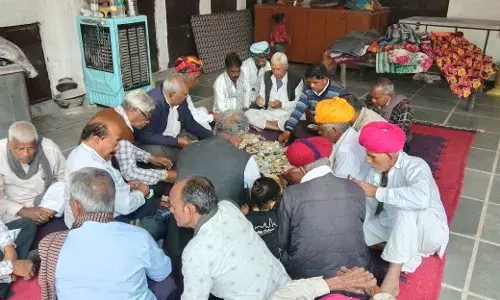 चंवरा के हनुमान जी के दान पात्र खोला