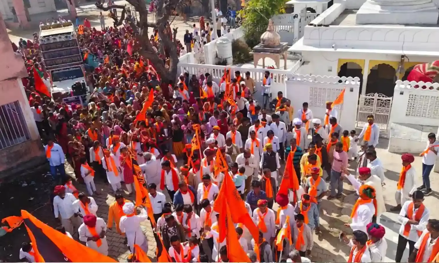 आसींद: जगपुरा में विशाल हिंदू सम्मेलन आयोजित, कलश यात्रा और धर्मसभा में उमड़ा जनसैलाब