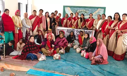 महावीर इंटरनेशनल देशना वीरा केंद्र का सेवा कार्य, गर्भवती महिलाओं को वितरित किए पोषण किट