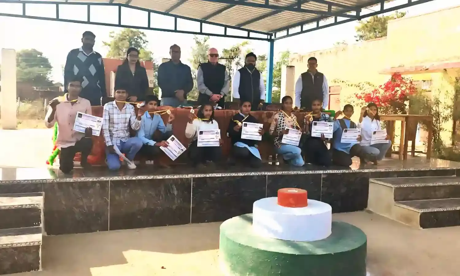 ओज्याडा स्कूल में वार्षिकोत्सव मनाया,मेधावी छात्रों के लिए नकद पुरस्कार की घोषणा