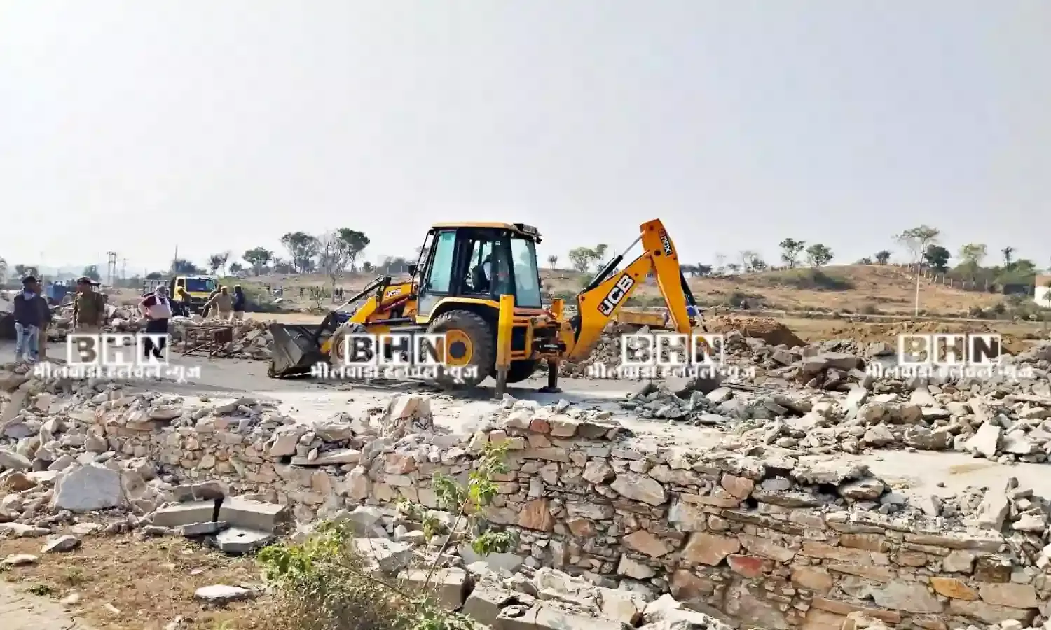 नाथद्वारा में तस्कर का अवैध कब्जा हटाया गया, 10 हजार वर्गफीट जमीन मुक्त, आगे भी सख्त कार्रवाई जारी