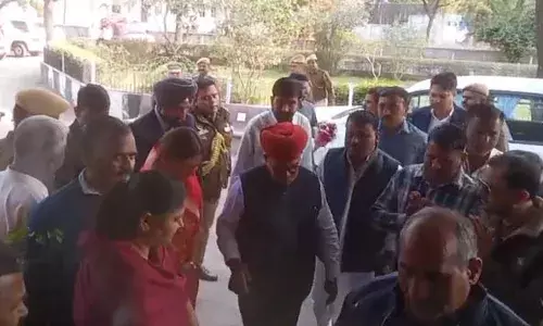 सिरोही पहुंचे पंजाब के राज्यपाल गुलाबचंद कटारिया, सर्किट हाउस में हुआ स्वागत