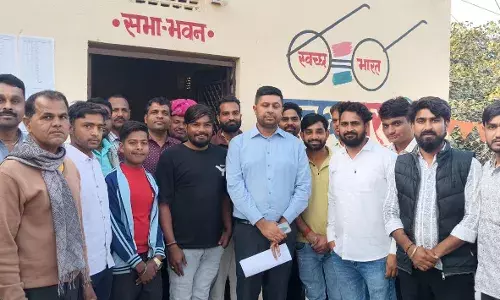 जिला कलेक्टर जसमीत सिंह संधू ने शंभूगढ़ का दौरा किया, लाइब्रेरी और विकास योजनाओं का किया निरीक्षण जिला कलेक्टर जसमीत सिंह संधू ने शंभूगढ़ का दौरा किया, लाइब्रेरी और विकास योजनाओं का किया निरीक्षण