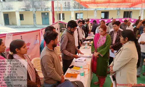 ग्राम उत्थान शिविर में ग्रामीणों की बढ़ती भागीदारी, सभी विभागीय सेवाएं एक जगह पर ग्राम उत्थान शिविर में ग्रामीणों की बढ़ती भागीदारी, सभी विभागीय सेवाएं एक जगह पर