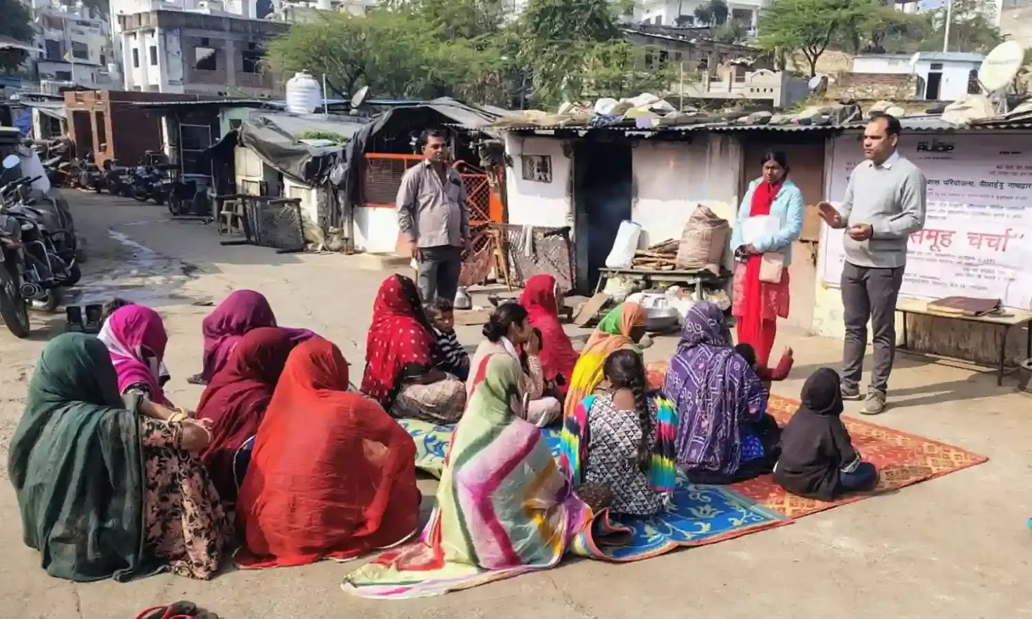 गाडुलिया बस्ती में जल संरक्षण को लेकर जागरूकता कार्यक्रम