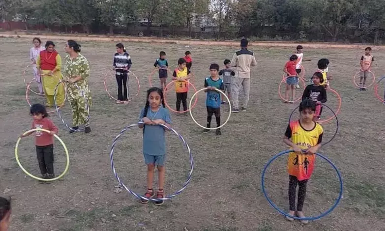 हूला हूप प्रतियोगिता का आयोजन 8 को