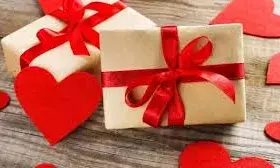 वैलेंटाइन डे स्पेशल: इस बार अपने पार्टनर को उनकी राशि के अनुसार दें खास तोहफा