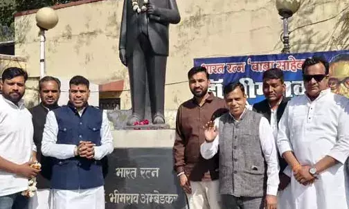 गंगापुर में अंबेडकर सर्किल पर उमड़ा समाज, मनोज परमार के स्वागत में दिखी एकजुटता
