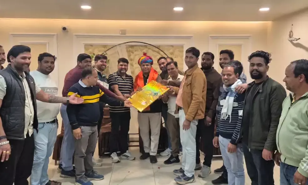 गंगापुर में पालिका कार्मिकों ने अध्यक्ष तेली को विदाई दी