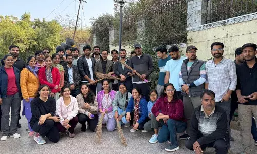 फतहसागर पाल पर “मेरा उदयपुर- मेरी पहचान” अभियान के तहत श्रमदान