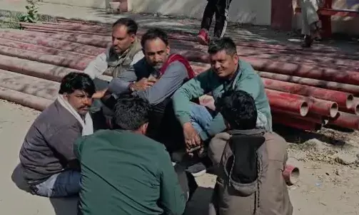 सियार में नील गाय भगाते समय किसान कुएं में गिरा, मौत से गांव में शोक