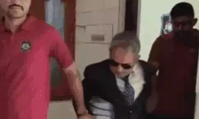 फिल्मी स्टाइल में रेड: आयकर अधिकारी बन व्यापारी को धमकाने पहुंचा राजस्थान का नेता, ओवरएक्टिंग ने पहुंचाया जेल