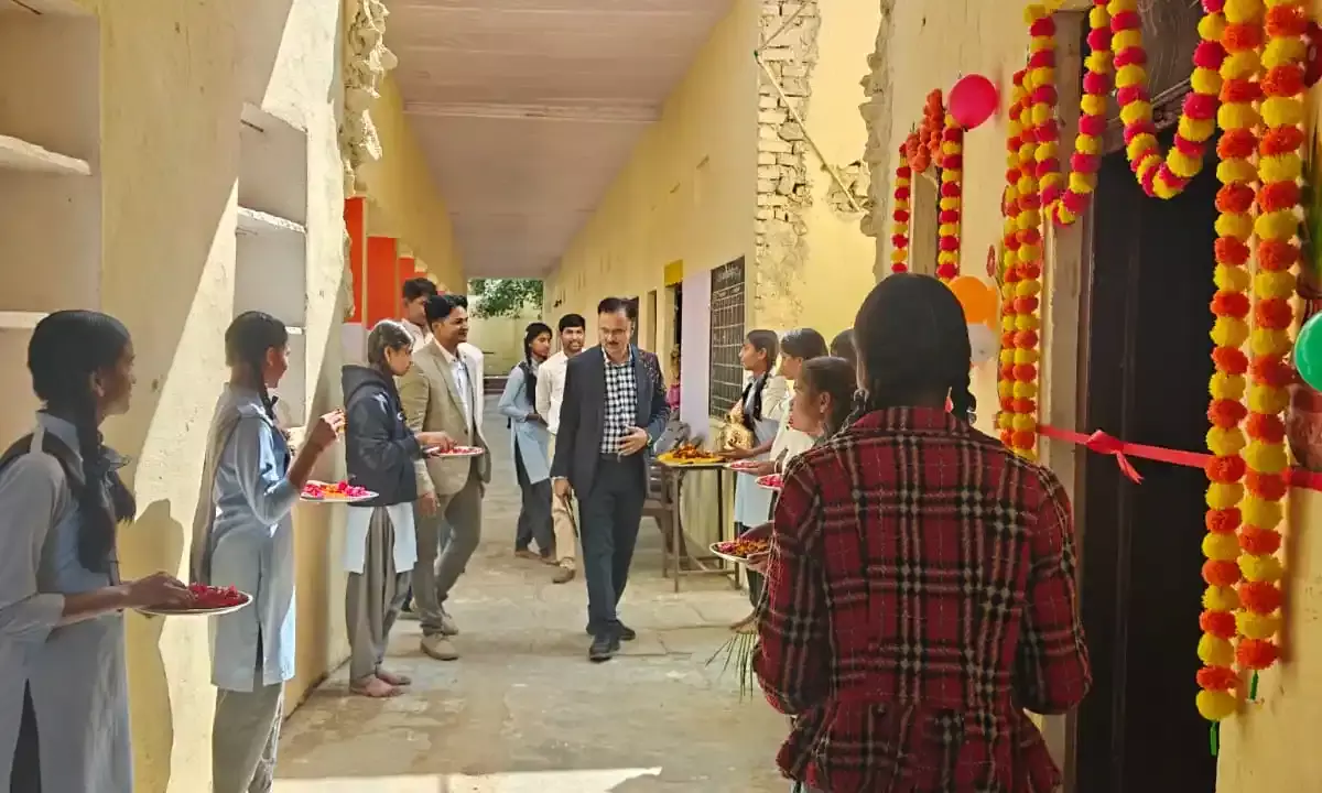 मुख्य ब्लॉक शिक्षा अधिकारी अशोक पारीक ने प्रधानाचार्य कक्ष का किया शुभारम्भ