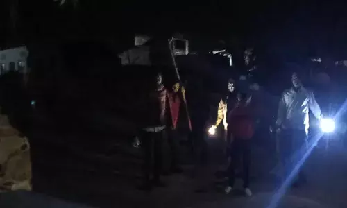 रोड लाइट नहीं होने के कारण मंडोल गांव बना चोरों का आसान निशाना, रात में मचा हड़कंप