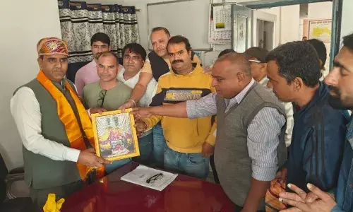 भींडर से वल्लभनगर तक सम्मान की मिसाल, सीआई पूनाराम गुर्जर की ऐतिहासिक विदाई भींडर से वल्लभनगर तक सम्मान की मिसाल, सीआई पूनाराम गुर्जर की ऐतिहासिक विदाई