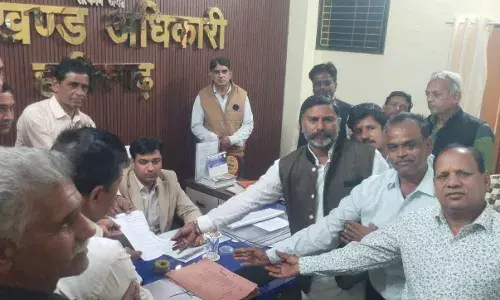 यूजीसी के विरोध में प्रदर्शन,राष्ट्रपति के नाम सौंपा ज्ञापन