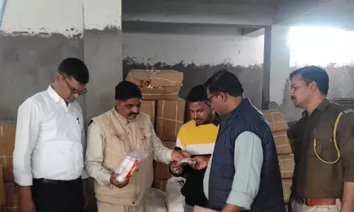 ट्रांसपोर्ट नगर व कृषि मंडी से अवैध कैरी बैग जब्त